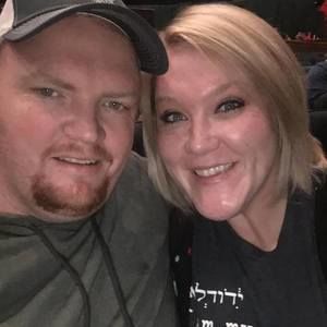 Meet your Posher, Ellie